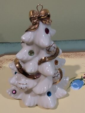 Lenox Holiday Tree Ornament with 24kt gold accents